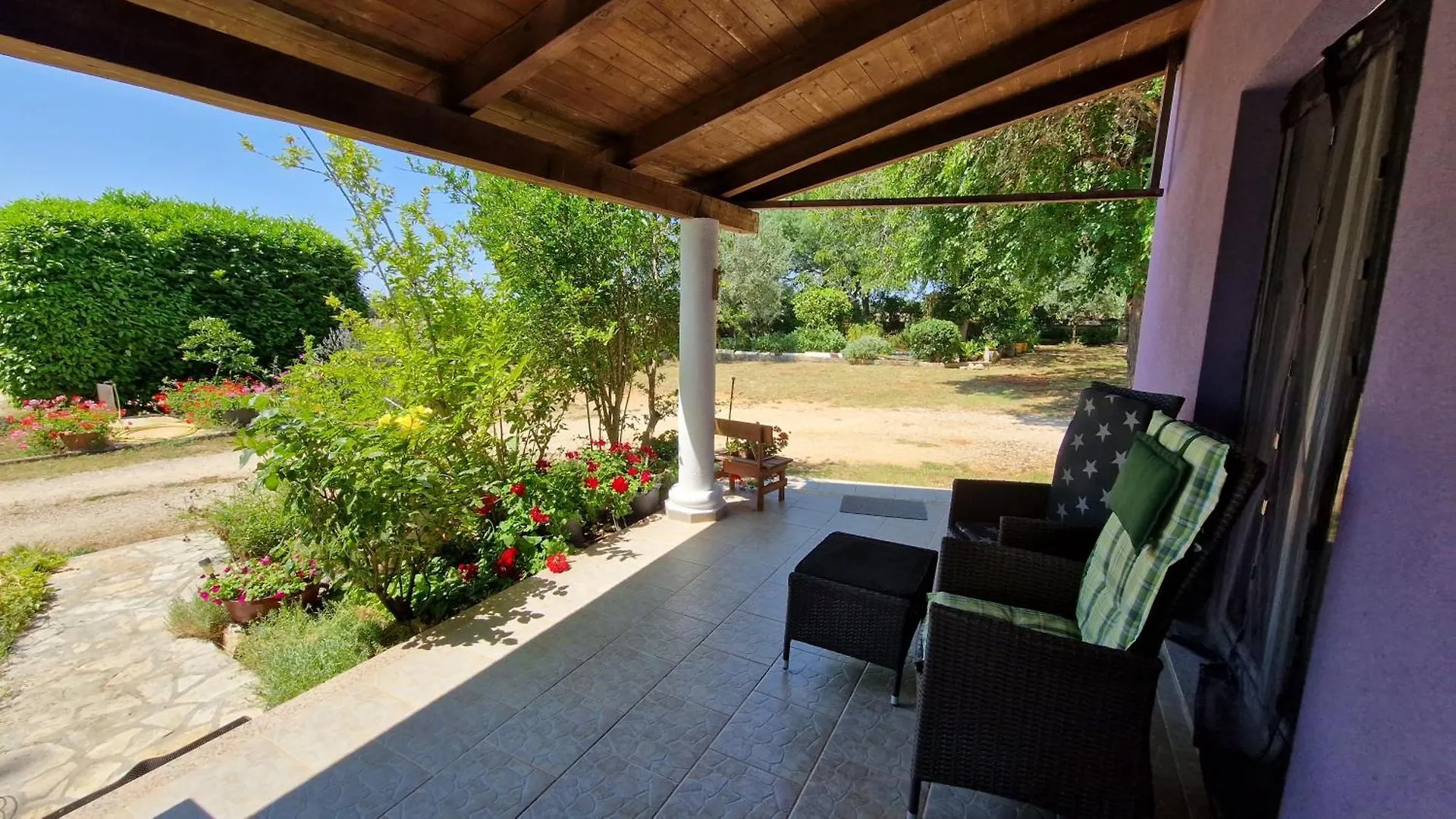 Charming Cozy Holliday House 2+2 Vila Valtura 0*,  Croácia
